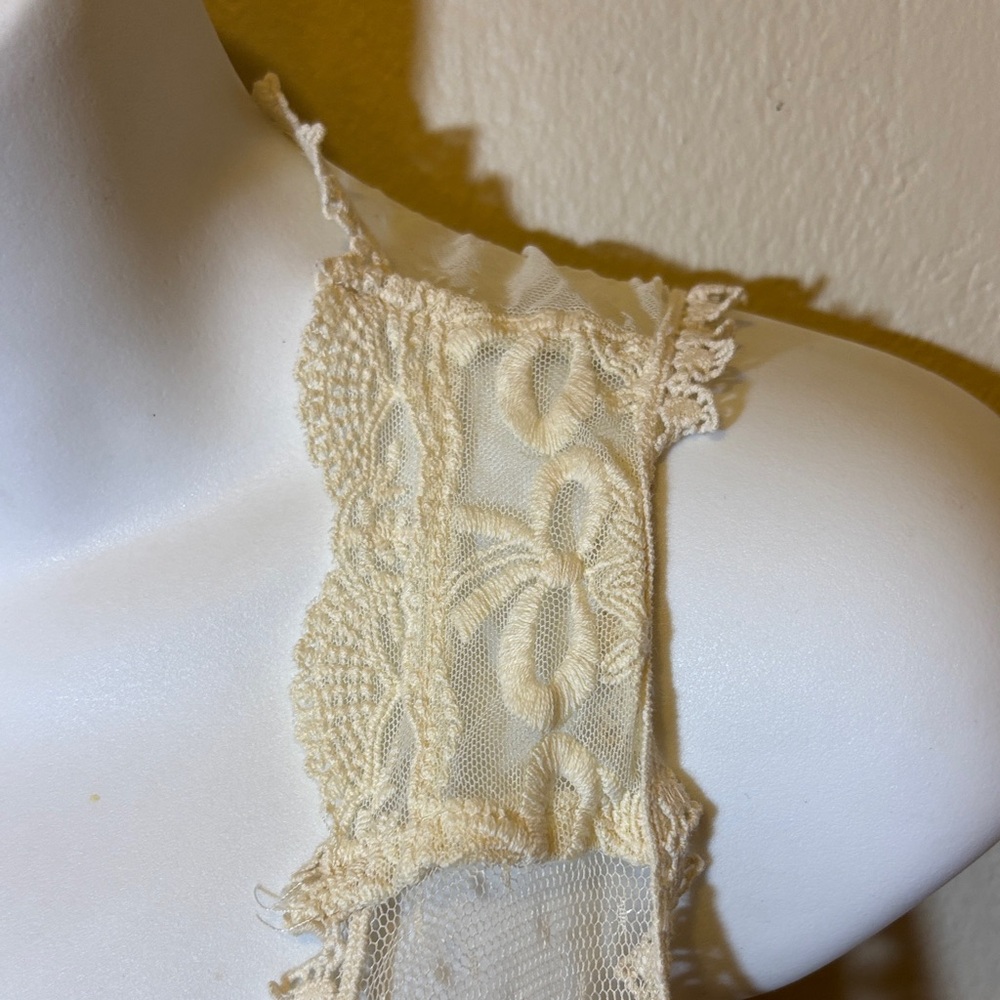 Forever 21 Cream Lace Open-Front Blouse - Picture 6 of 8